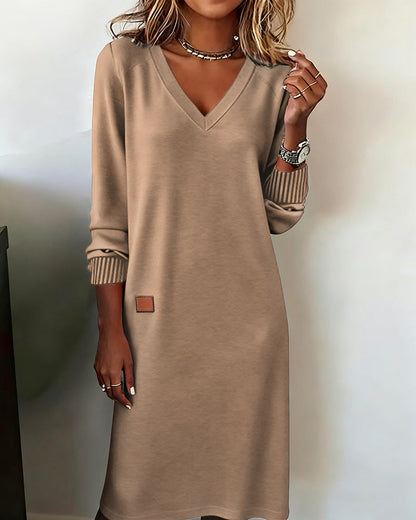 Elegant V-hals sweaterkjole