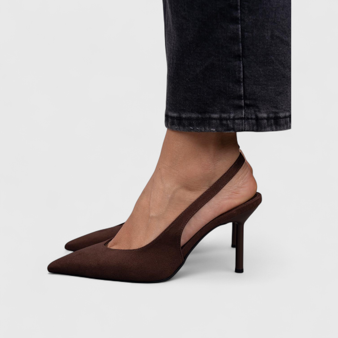Vrouwelijke orthopedische schoenen